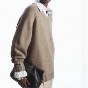 Brand new pure cashmere COS Tan V-Neck Sweater
